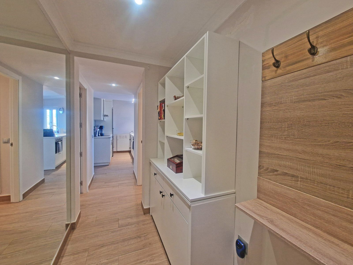 3 Bed Apartment for sale in Calahonda Costa Del Sol, Málaga, Spain