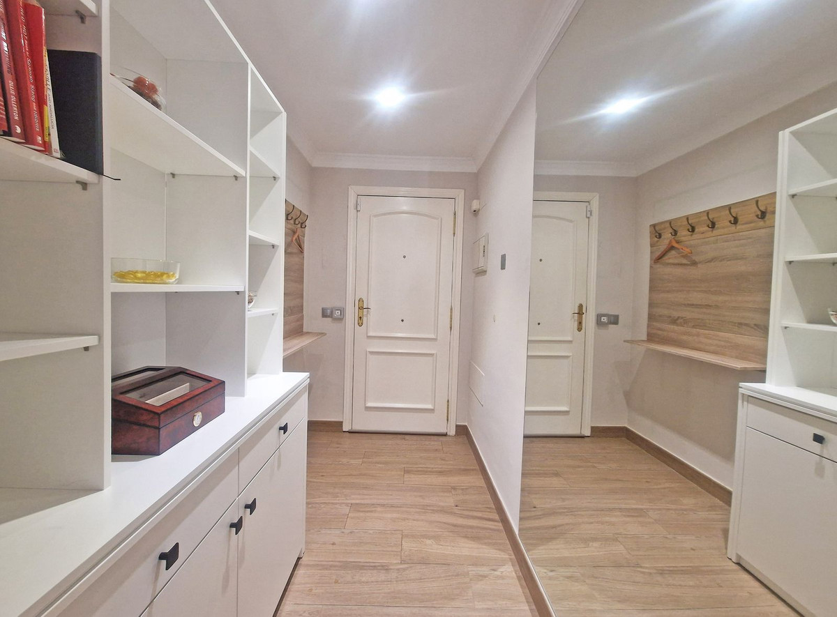 3 Bed Apartment for sale in Calahonda Costa Del Sol, Málaga, Spain