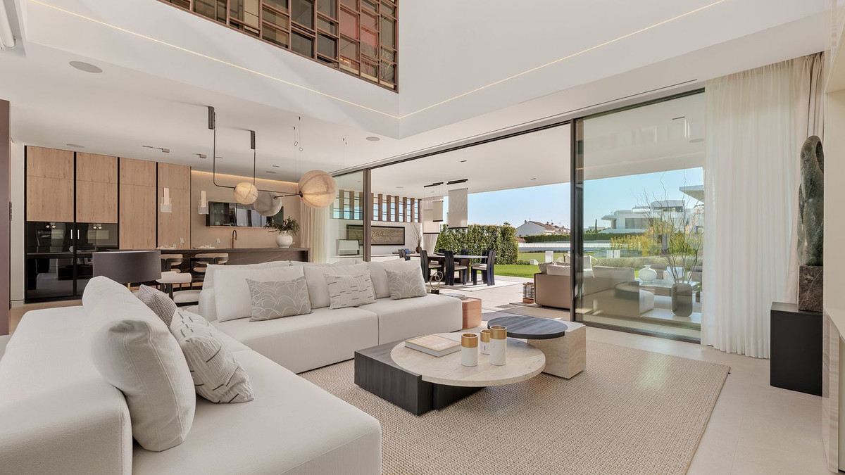 Se vende Pareada de 4 dormitorios en Costa Del Sol, Málaga, España