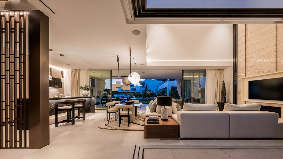 Se vende Pareada de 4 dormitorios en Costa Del Sol, Málaga, España