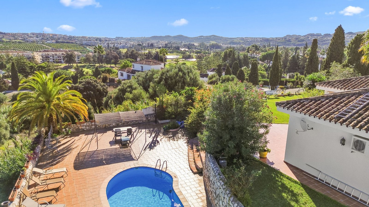 4 Bed Townhouse for sale in Mijas Costa Del Sol, Málaga, Spain