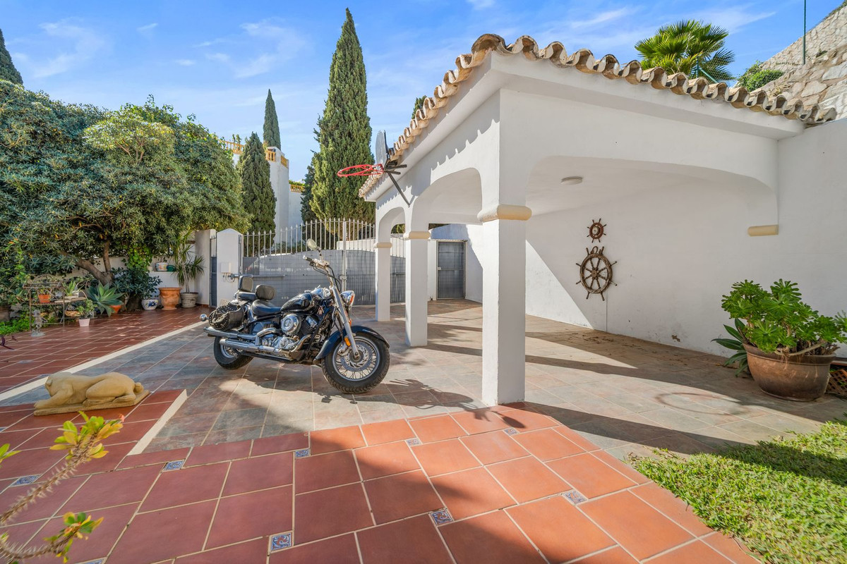 4 Bed Townhouse for sale in Mijas Costa Del Sol, Málaga, Spain