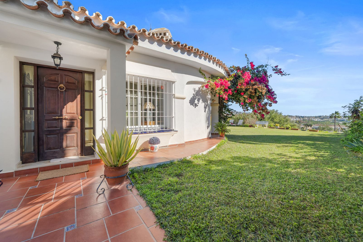 4 Bed Townhouse for sale in Mijas Costa Del Sol, Málaga, Spain