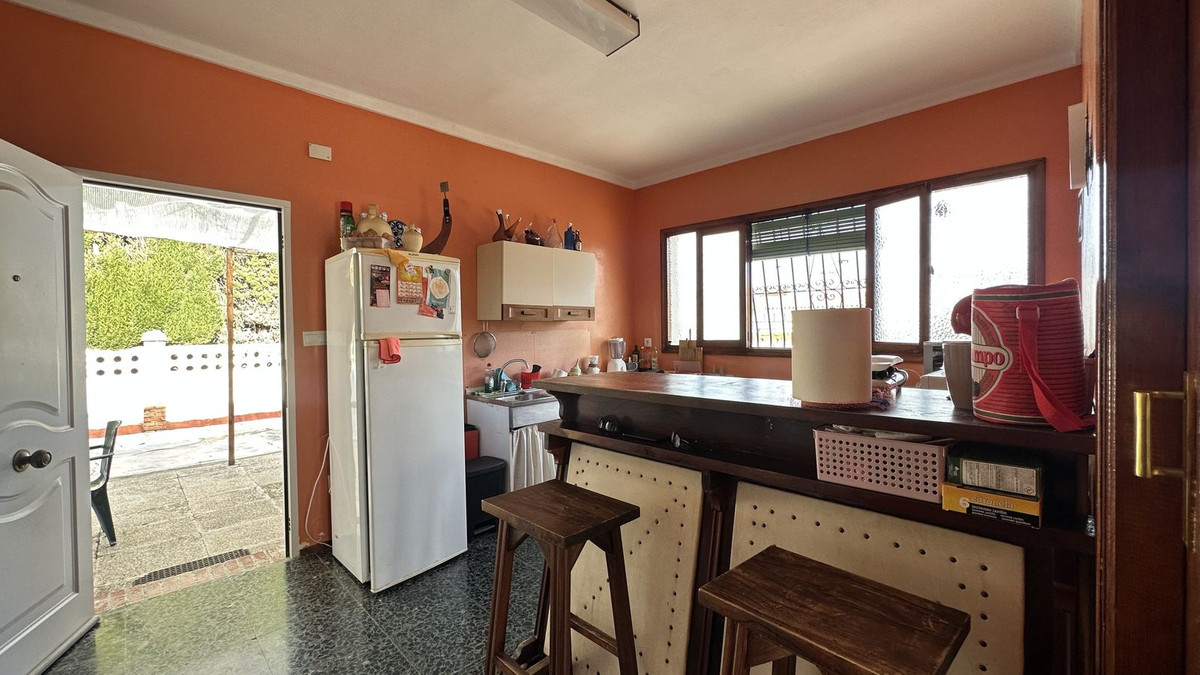 4 Bed Townhouse for sale in Rincón De La Victoria Costa Del Sol East, Málaga, Spain