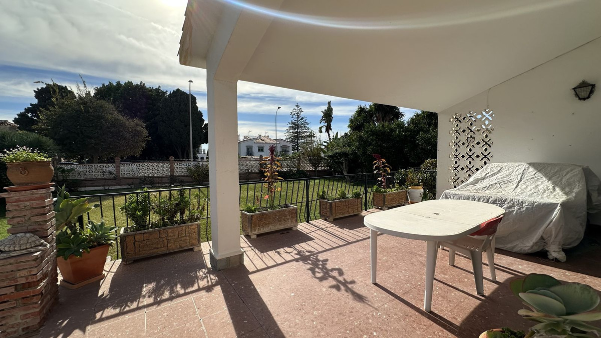 4 Bed Townhouse for sale in Rincón De La Victoria Costa Del Sol East, Málaga, Spain