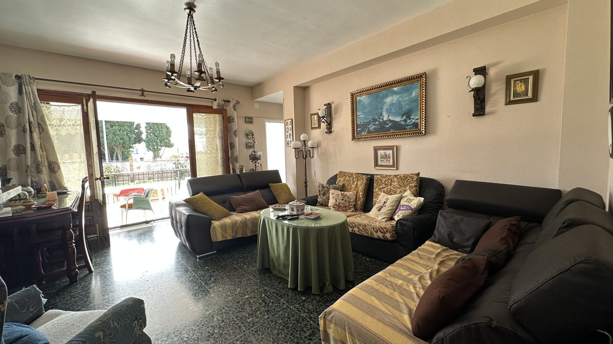 4 Bed Townhouse for sale in Rincón De La Victoria Costa Del Sol East, Málaga, Spain