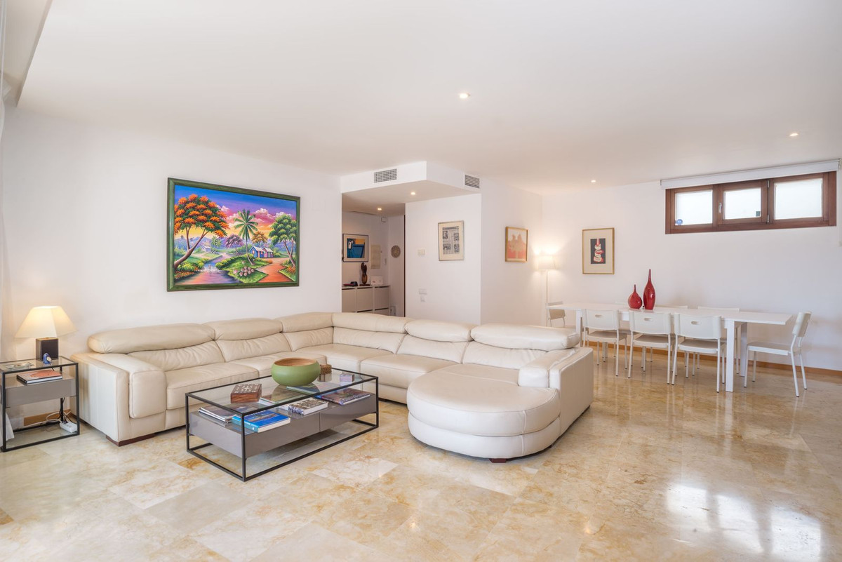 3 Bed Apartment for sale in Altos De Los Monteros Costa Del Sol, Málaga, Spain
