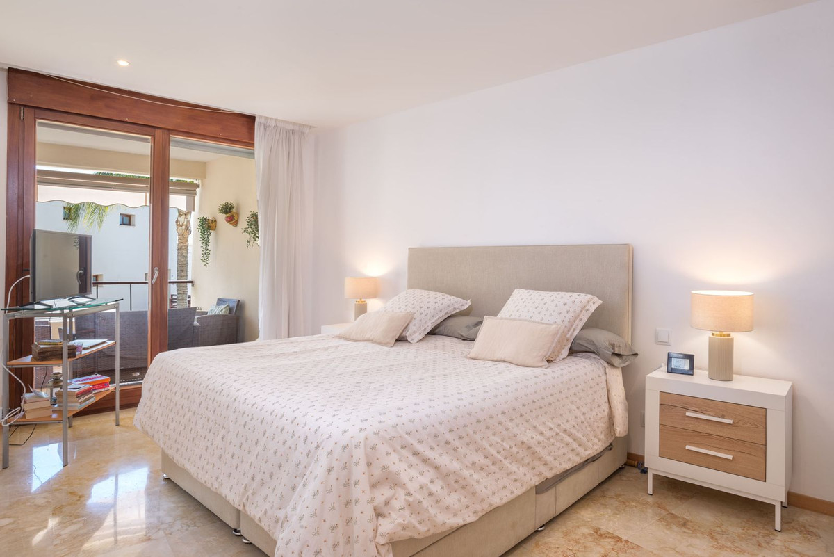 3 Bed Apartment for sale in Altos De Los Monteros Costa Del Sol, Málaga, Spain