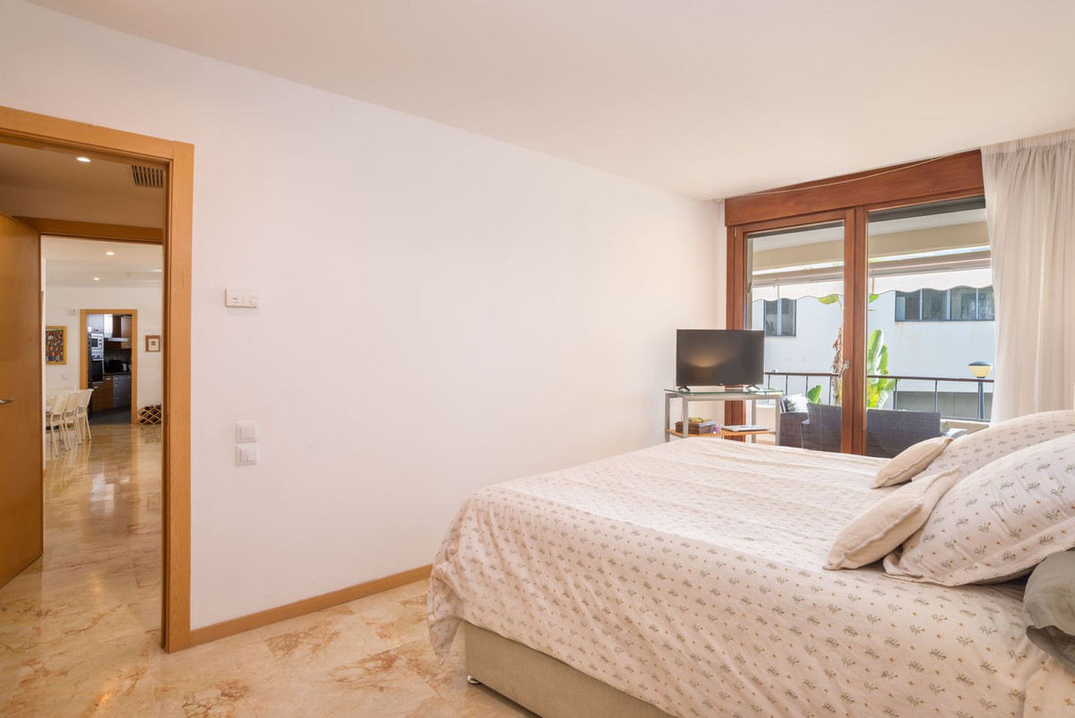 3 Bed Apartment for sale in Altos De Los Monteros Costa Del Sol, Málaga, Spain
