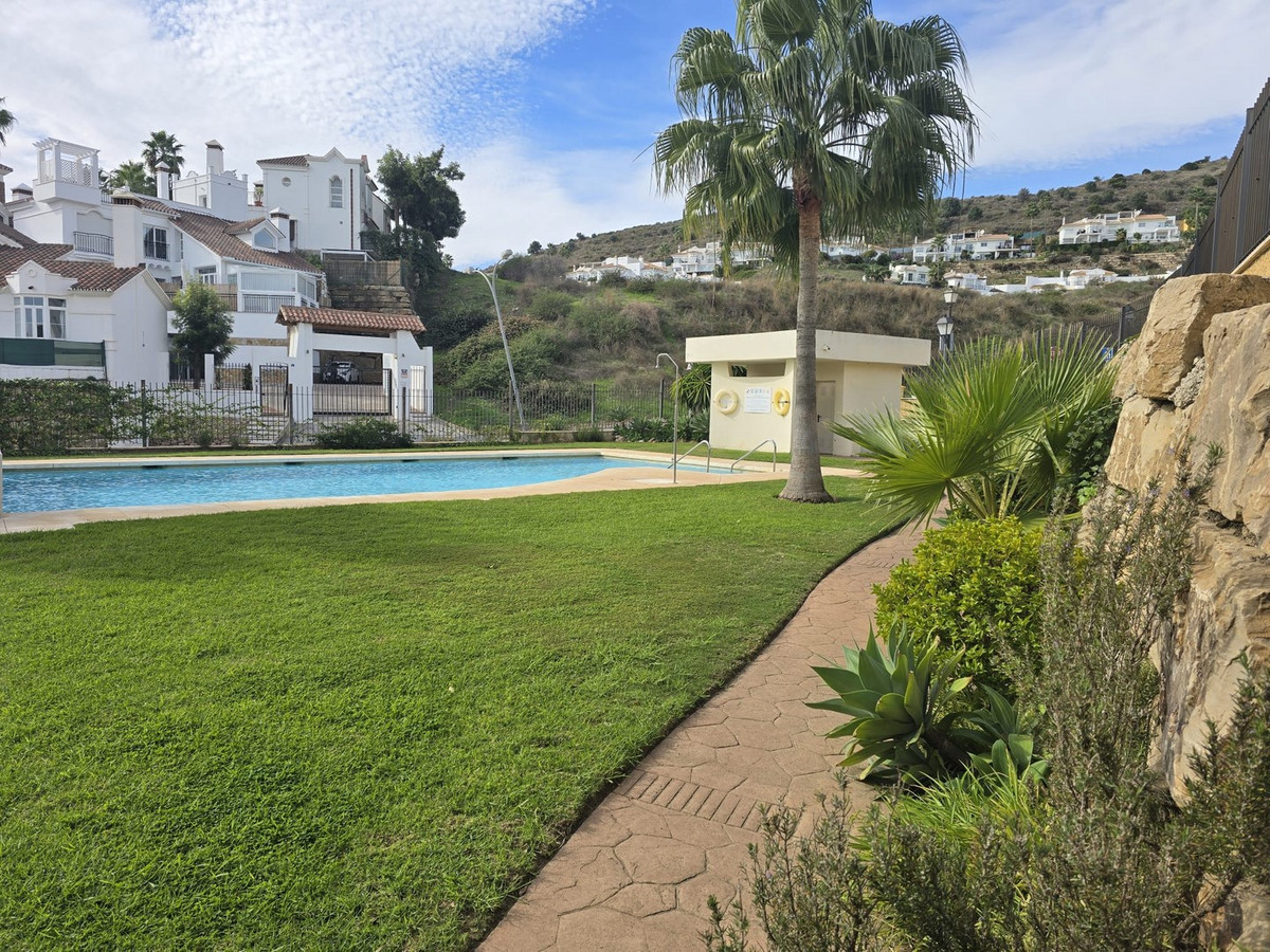 2 Bed Apartment for sale in Riviera Del Sol Costa Del Sol, Málaga, Spain