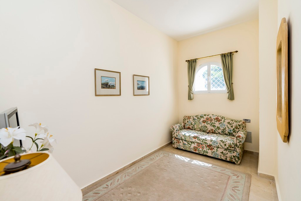 4 Bed Townhouse for sale in Marbella Costa Del Sol, Málaga, Spain