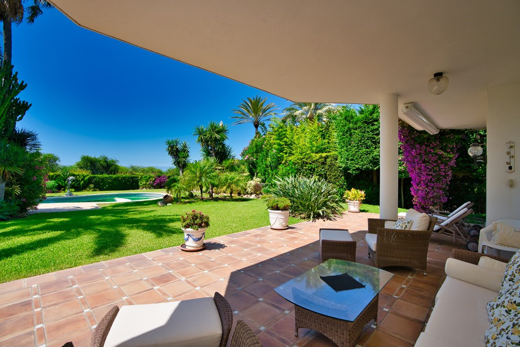 4 Bed Townhouse for sale in Marbella Costa Del Sol, Málaga, Spain