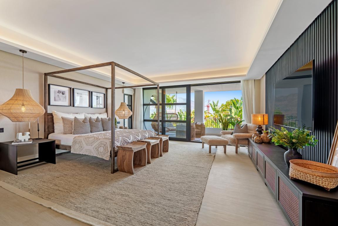 Se vende Villa - Chalet de 6 dormitorios en Costa Del Sol, Málaga, España