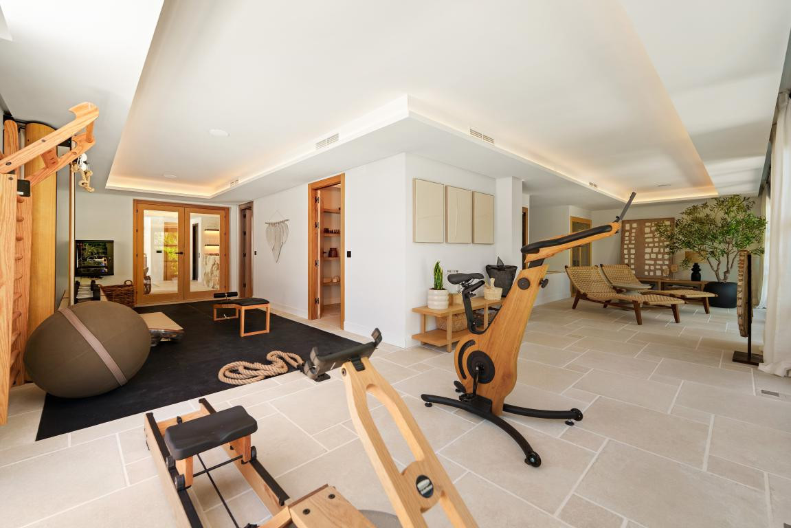 Se vende Villa - Chalet de 6 dormitorios en Costa Del Sol, Málaga, España