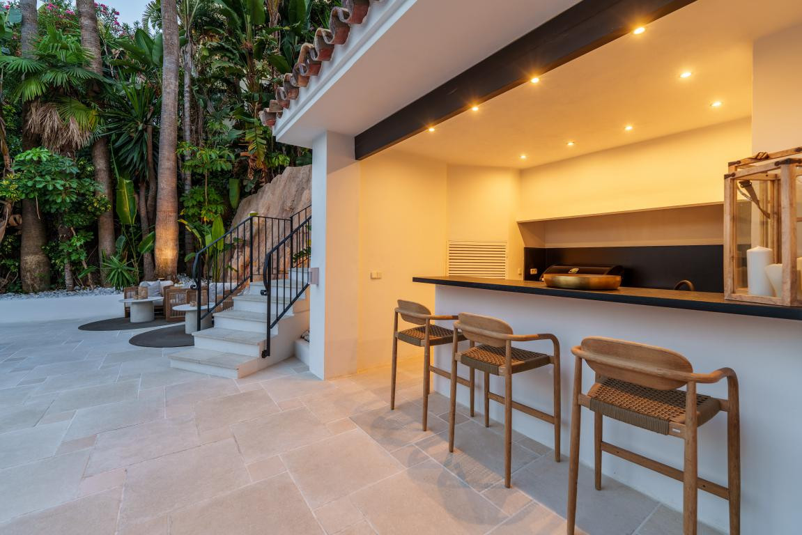 Se vende Villa - Chalet de 6 dormitorios en Costa Del Sol, Málaga, España