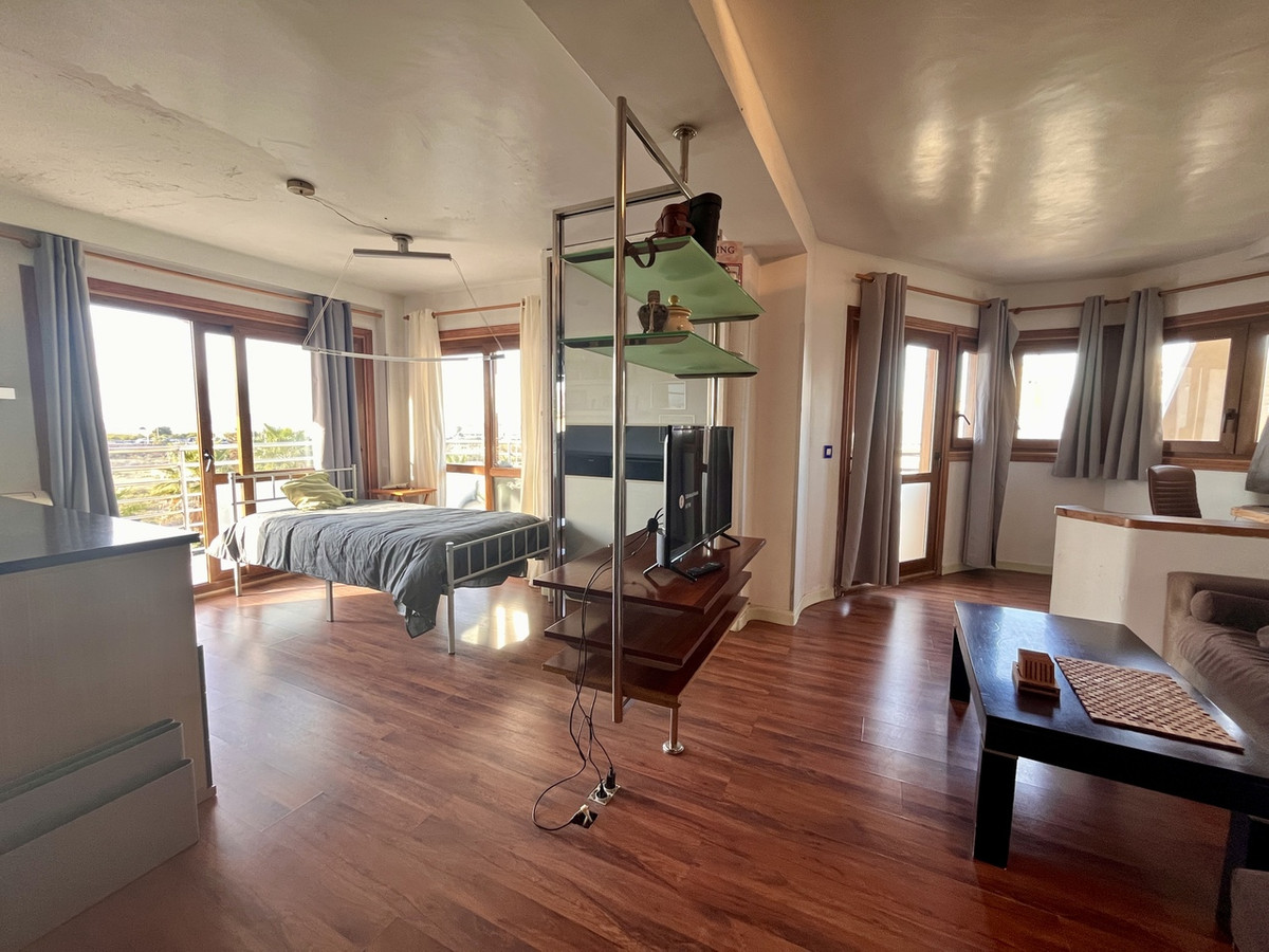 1 Bed Apartment for sale in Torrevieja Costa Blanca, Alicante, Spain