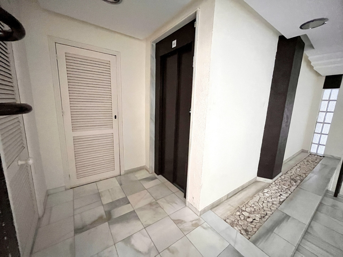 1 Bed Apartment for sale in Torrevieja Costa Blanca, Alicante, Spain