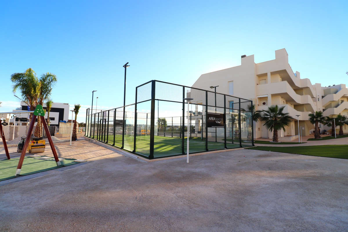 Se vende Apartamento Planta Baja de 2 dormitorios en Costa Blanca, Alicante, España