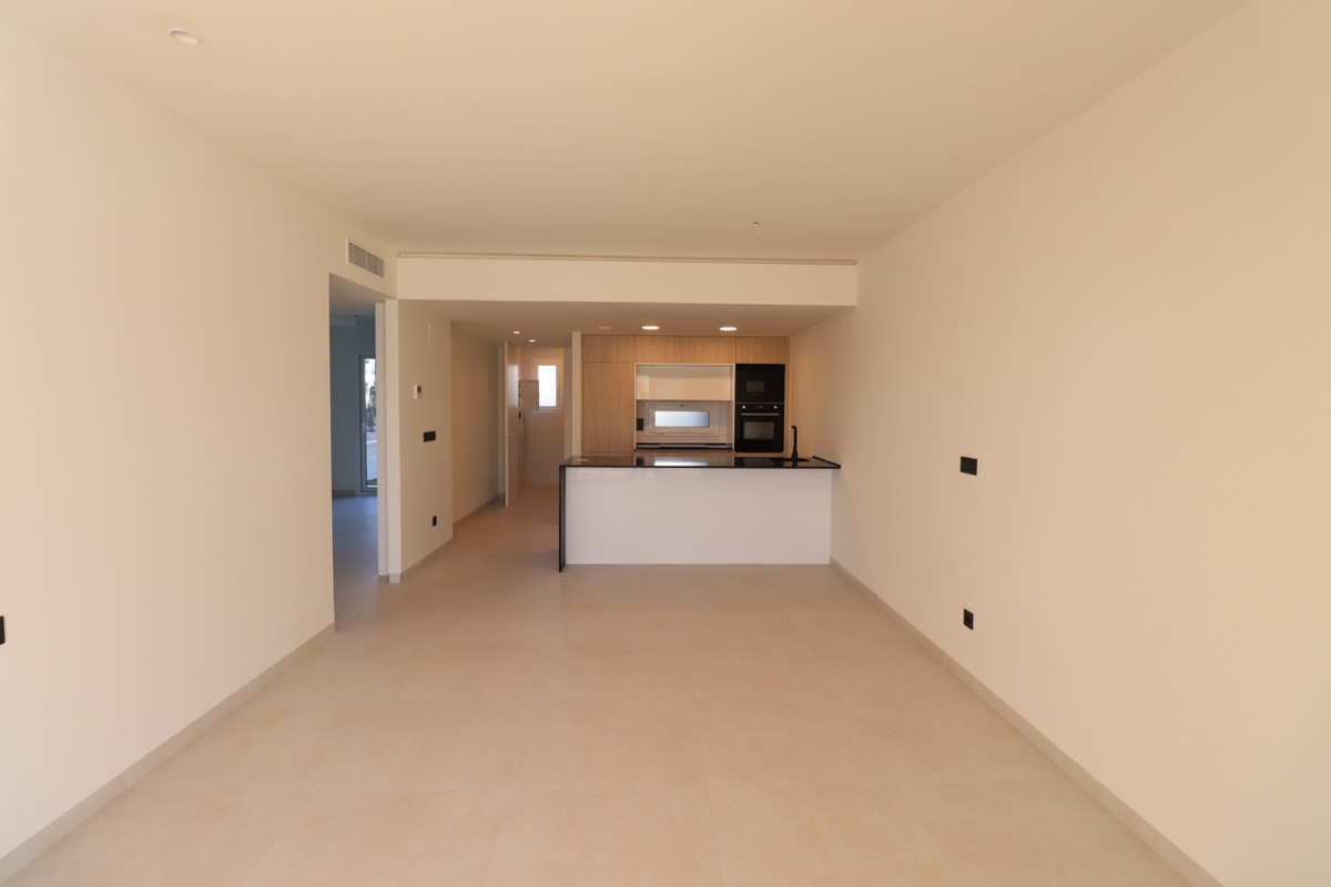 Se vende Apartamento Planta Baja de 2 dormitorios en Costa Blanca, Alicante, España