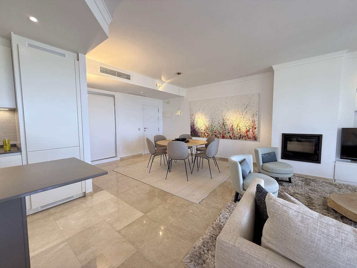 3 Bed Apartment for sale in La Mairena Costa Del Sol, Málaga, Spain