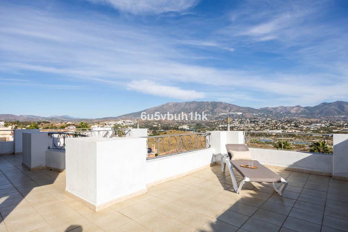 Se vende Adosada de 6 dormitorios en Costa Del Sol, Málaga, España