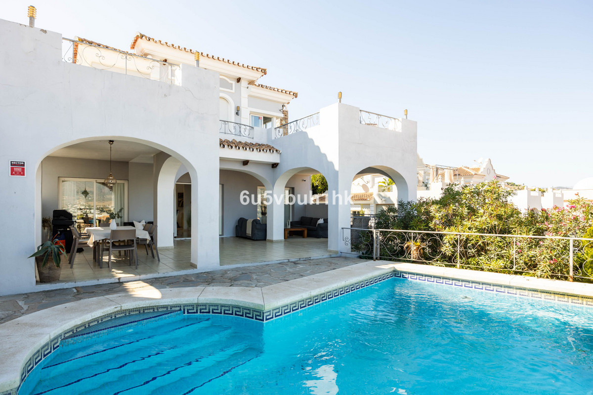 Se vende Adosada de 6 dormitorios en Costa Del Sol, Málaga, España