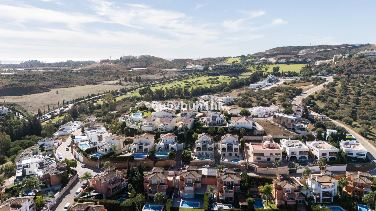 Se vende Adosada de 6 dormitorios en Costa Del Sol, Málaga, España