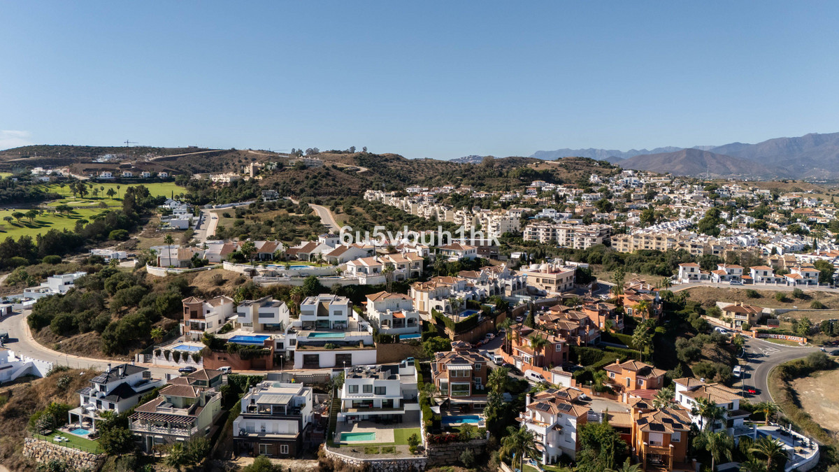 Se vende Adosada de 6 dormitorios en Costa Del Sol, Málaga, España