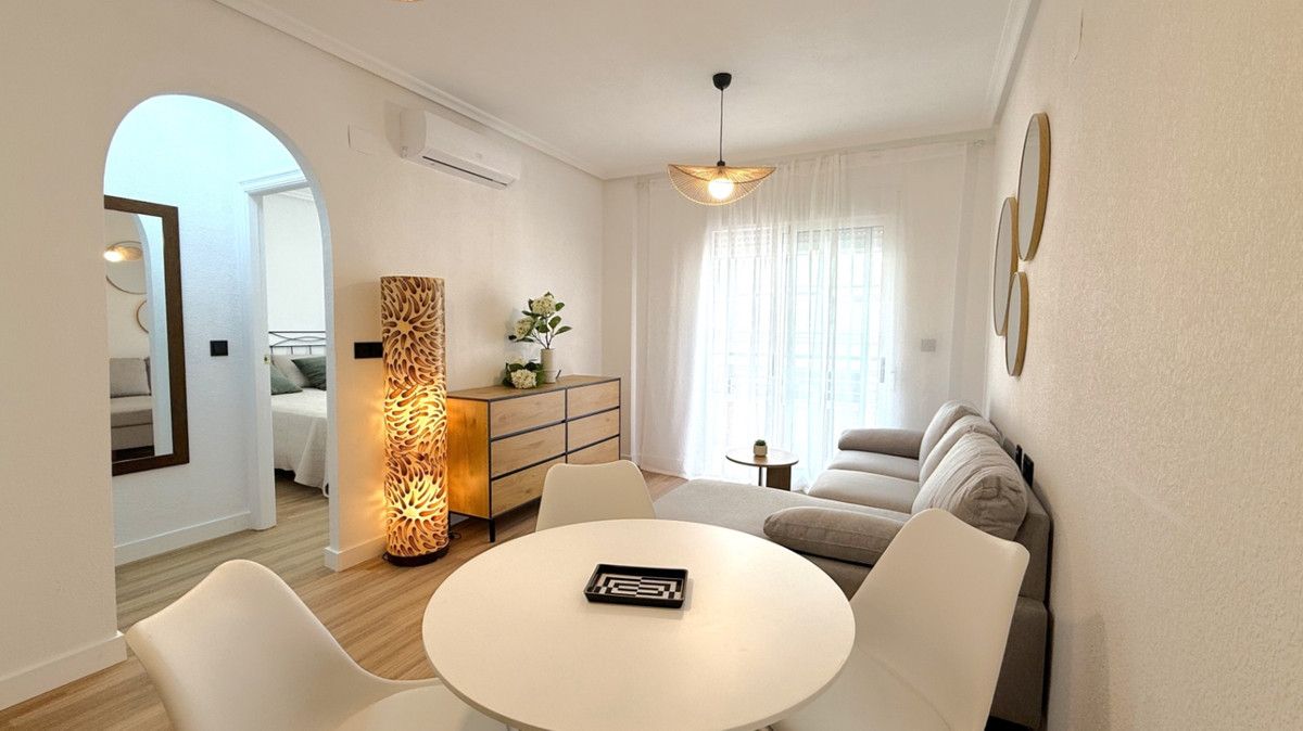 Se vende Apartamento Planta Baja de 2 dormitorios en Costa Blanca, Alicante, España