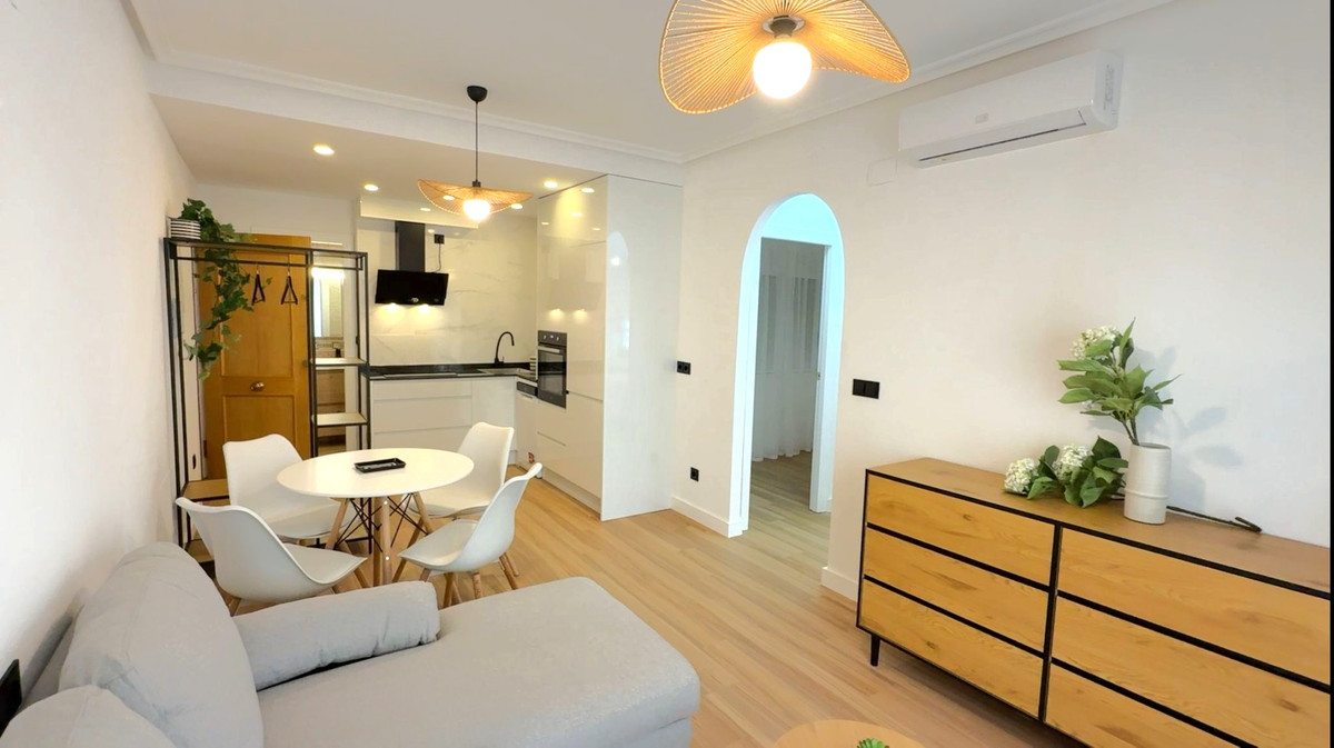 Se vende Apartamento Planta Baja de 2 dormitorios en Costa Blanca, Alicante, España