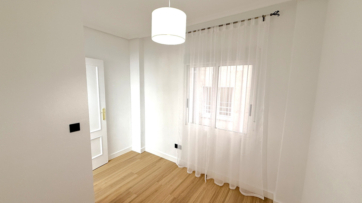 Se vende Apartamento Planta Baja de 2 dormitorios en Costa Blanca, Alicante, España