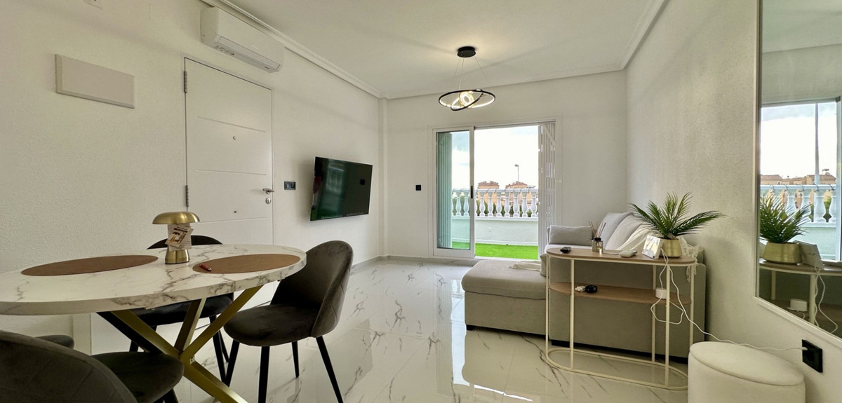 1 Bed Apartment for sale in Playa Flamenca Costa Blanca, Alicante, Spain