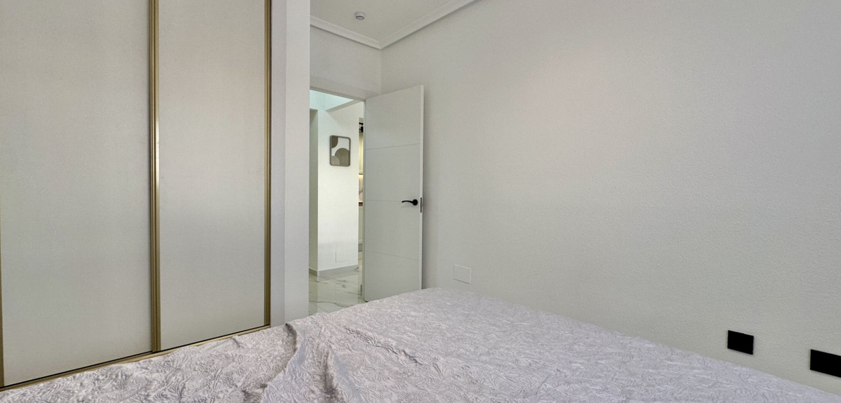 1 Bed Apartment for sale in Playa Flamenca Costa Blanca, Alicante, Spain