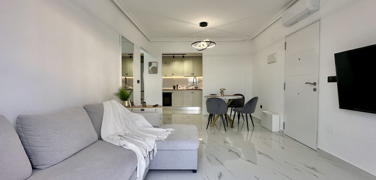 1 Bed Apartment for sale in Playa Flamenca Costa Blanca, Alicante, Spain