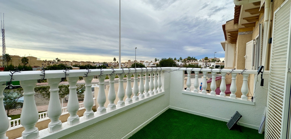 1 Bed Apartment for sale in Playa Flamenca Costa Blanca, Alicante, Spain