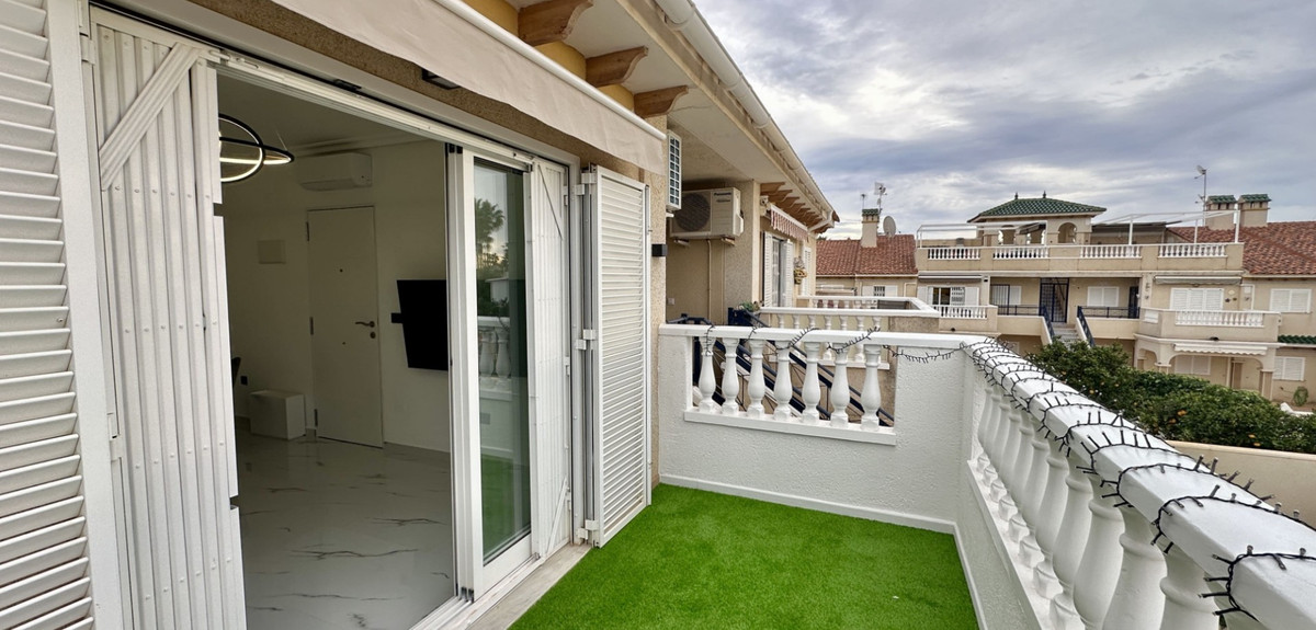 1 Bed Apartment for sale in Playa Flamenca Costa Blanca, Alicante, Spain