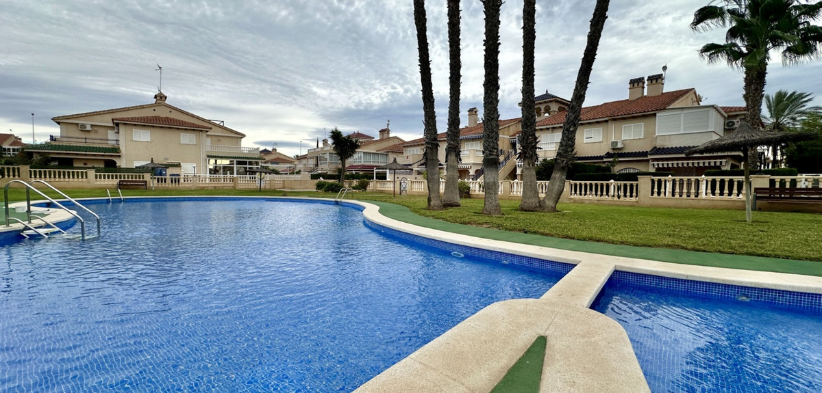 1 Bed Apartment for sale in Playa Flamenca Costa Blanca, Alicante, Spain