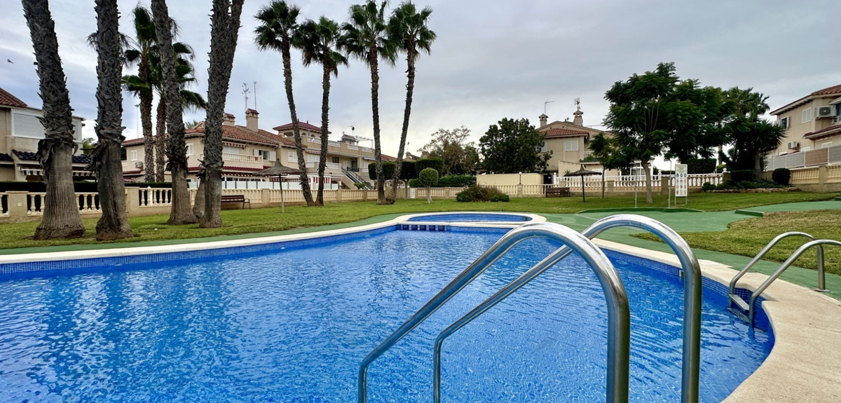 1 Bed Apartment for sale in Playa Flamenca Costa Blanca, Alicante, Spain