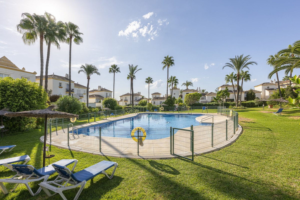 Se vende Adosada de 3 dormitorios en Costa Del Sol, Málaga, España