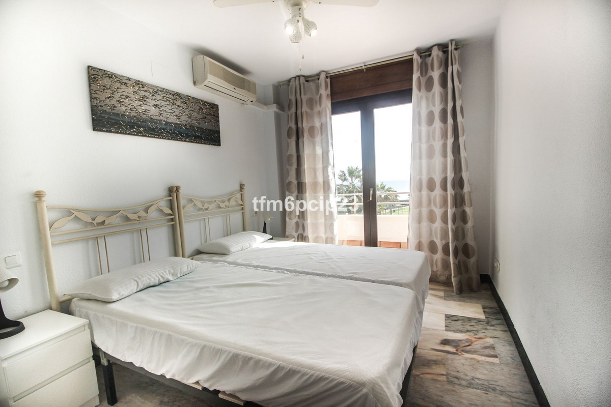 Se vende Adosada de 5 dormitorios en Costa Del Sol, Málaga, España