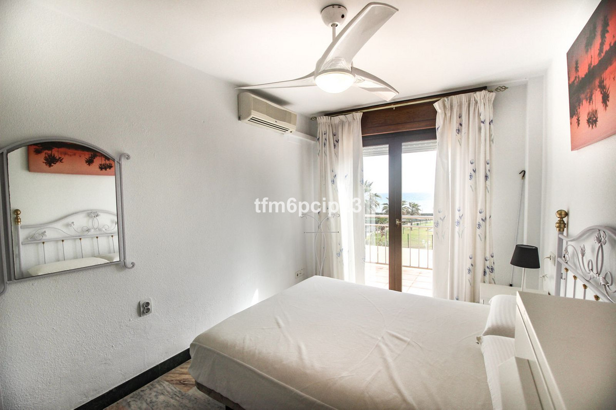 Se vende Adosada de 5 dormitorios en Costa Del Sol, Málaga, España