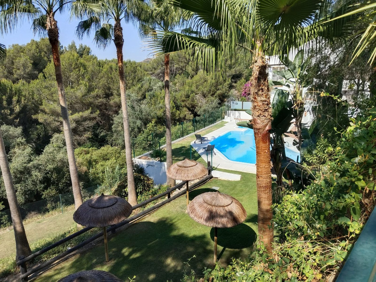3 Bed Townhouse for sale in Istán Costa Del Sol, Málaga, Spain