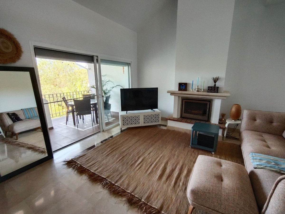 3 Bed Townhouse for sale in Istán Costa Del Sol, Málaga, Spain