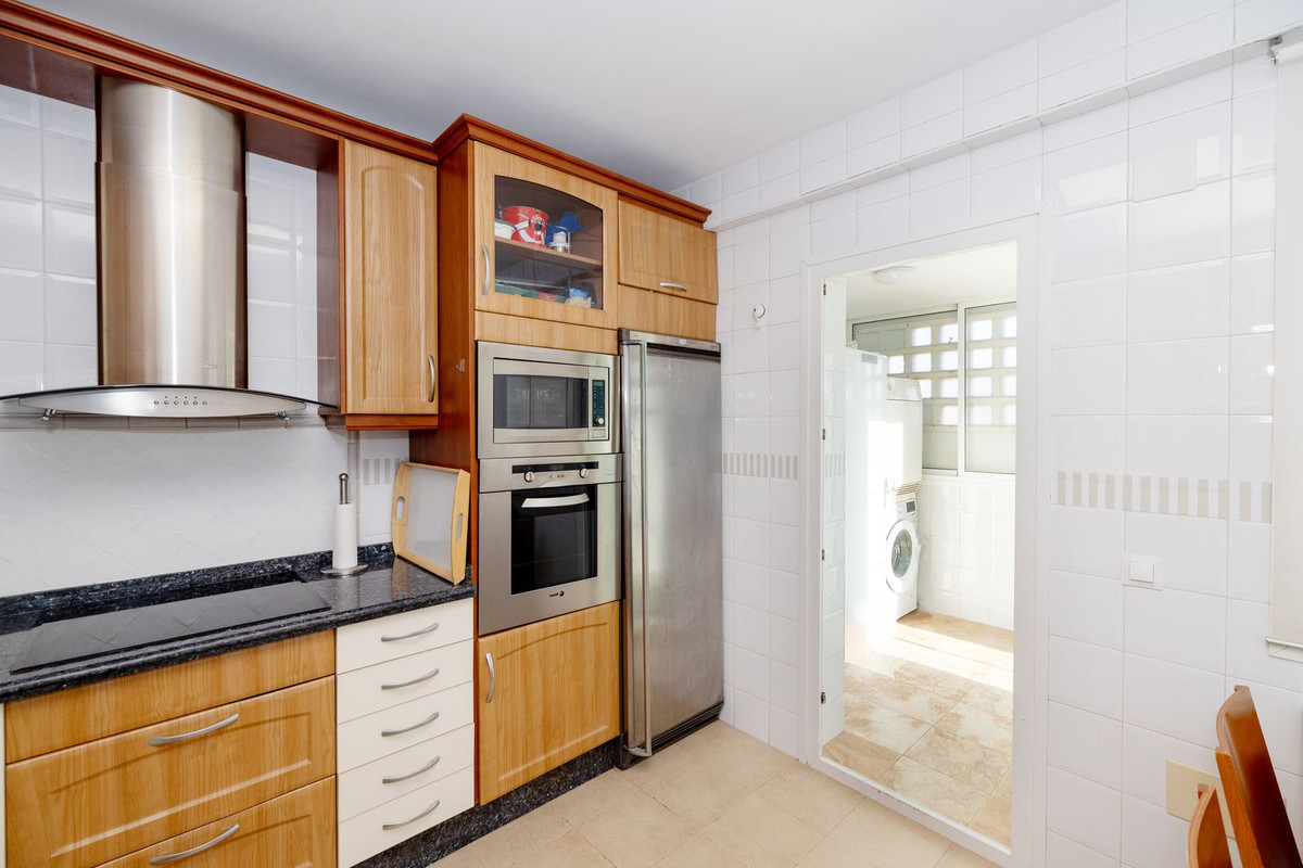 6 Bed Townhouse for sale in Torremolinos Costa Del Sol, Málaga, Spain