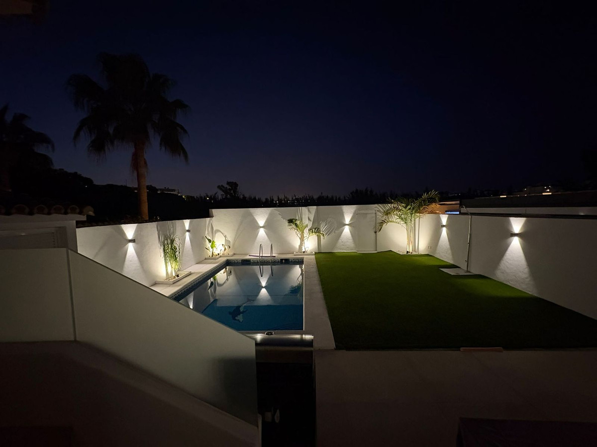 6 Bed Townhouse for sale in Torremolinos Costa Del Sol, Málaga, Spain