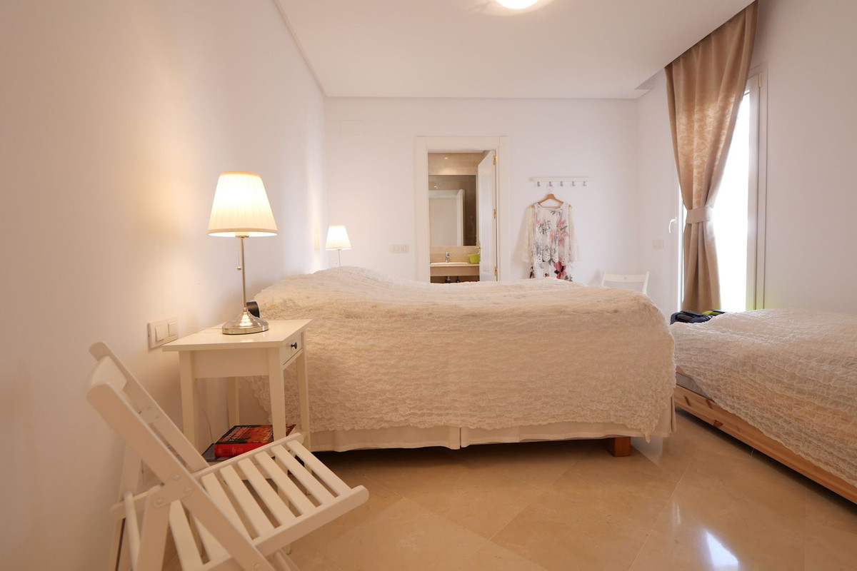 2 Bed Apartment for sale in Nueva Andalucía Costa Del Sol, Málaga, Spain
