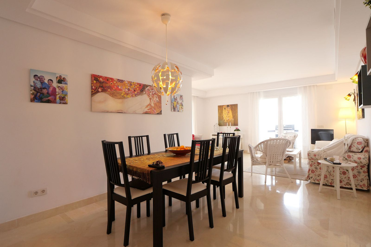 2 Bed Apartment for sale in Nueva Andalucía Costa Del Sol, Málaga, Spain
