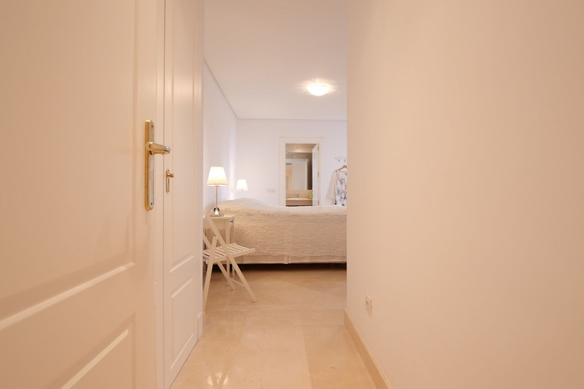 2 Bed Apartment for sale in Nueva Andalucía Costa Del Sol, Málaga, Spain