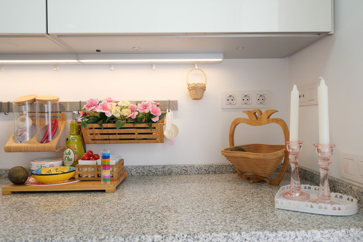 2 Bed Apartment for sale in Nueva Andalucía Costa Del Sol, Málaga, Spain