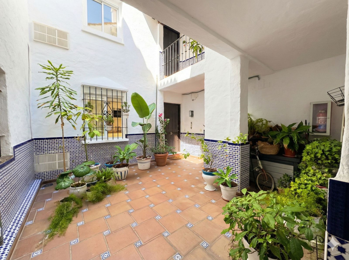 Se vende Apartamento Planta Media de 2 dormitorios en Costa Del Sol, Málaga, España